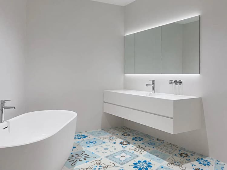 COWINLIFE DECO Thick Waterproof Vinyl Plastic Flooring Sticker Self Adhesive Peel and Stick Wall Paper for Bathroom Easy to Install detail 6