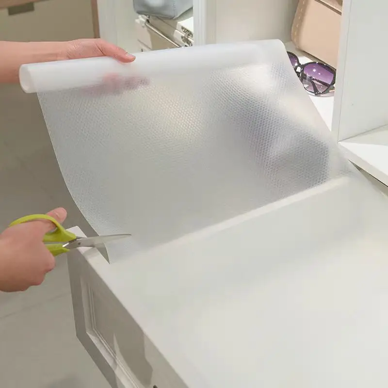 COWINLIFE OEM Hot Selling Clear EVA Anti Slip Mat Waterpoof Shelf Liner Kitchen Pad Cabinet Drawer Liner Easy to Install detail 3