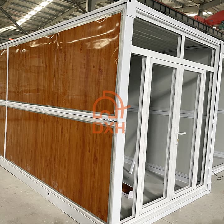 China manufacturer Cowinlife 20ft 40ft  Foldable Container Houses Customized With Toilet 2