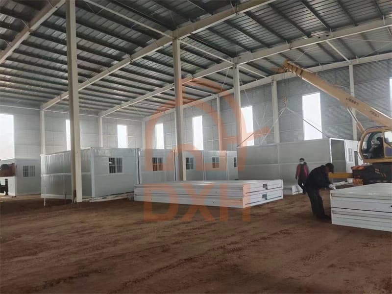 Efficient & Quick: 300 White Folding Container Houses Delivered & Installed in Just 3 Days! 4