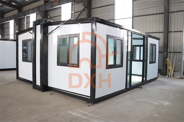 Expandable Container Houses: Modern Homes That Are Easy to Build 8