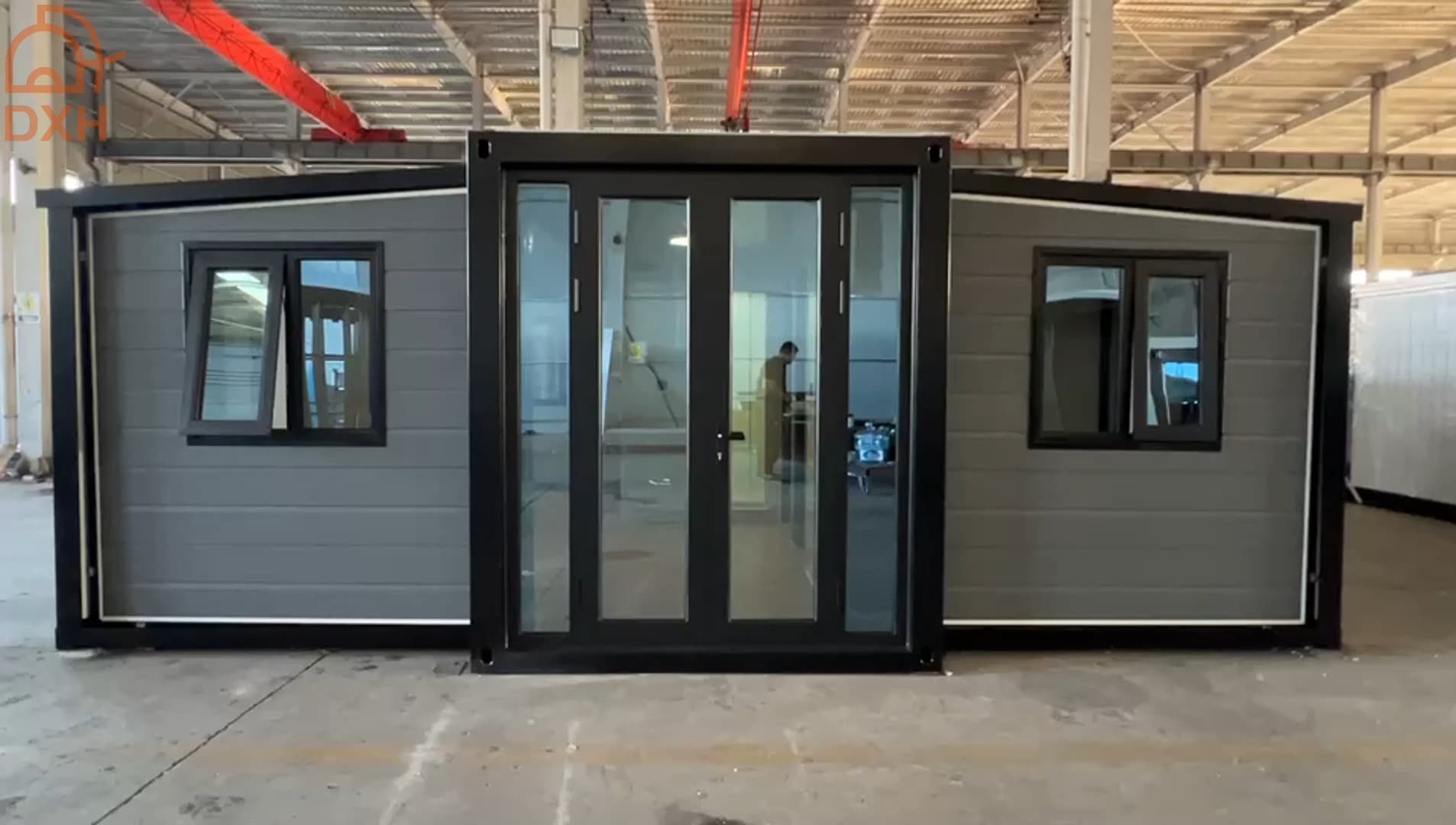 Cowinlife 20ft grey metal carved panel expandable container house with high quality and insulation home