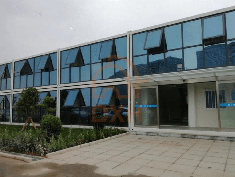 Customizable Glass Container Houses: Tailor Your Dream Home 1