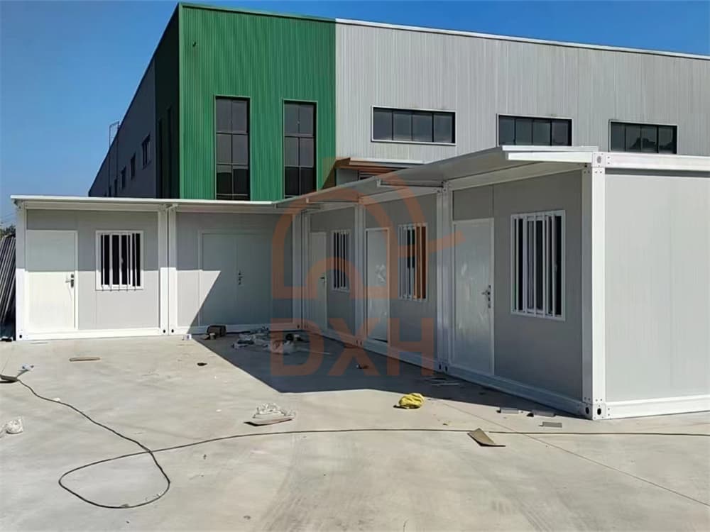 Portable Container Homes: 7 Detachable Units for Easy On-Site Installation