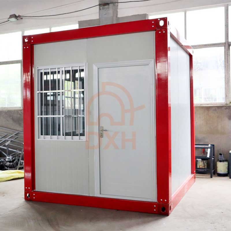 Emergency-Housing-Containers