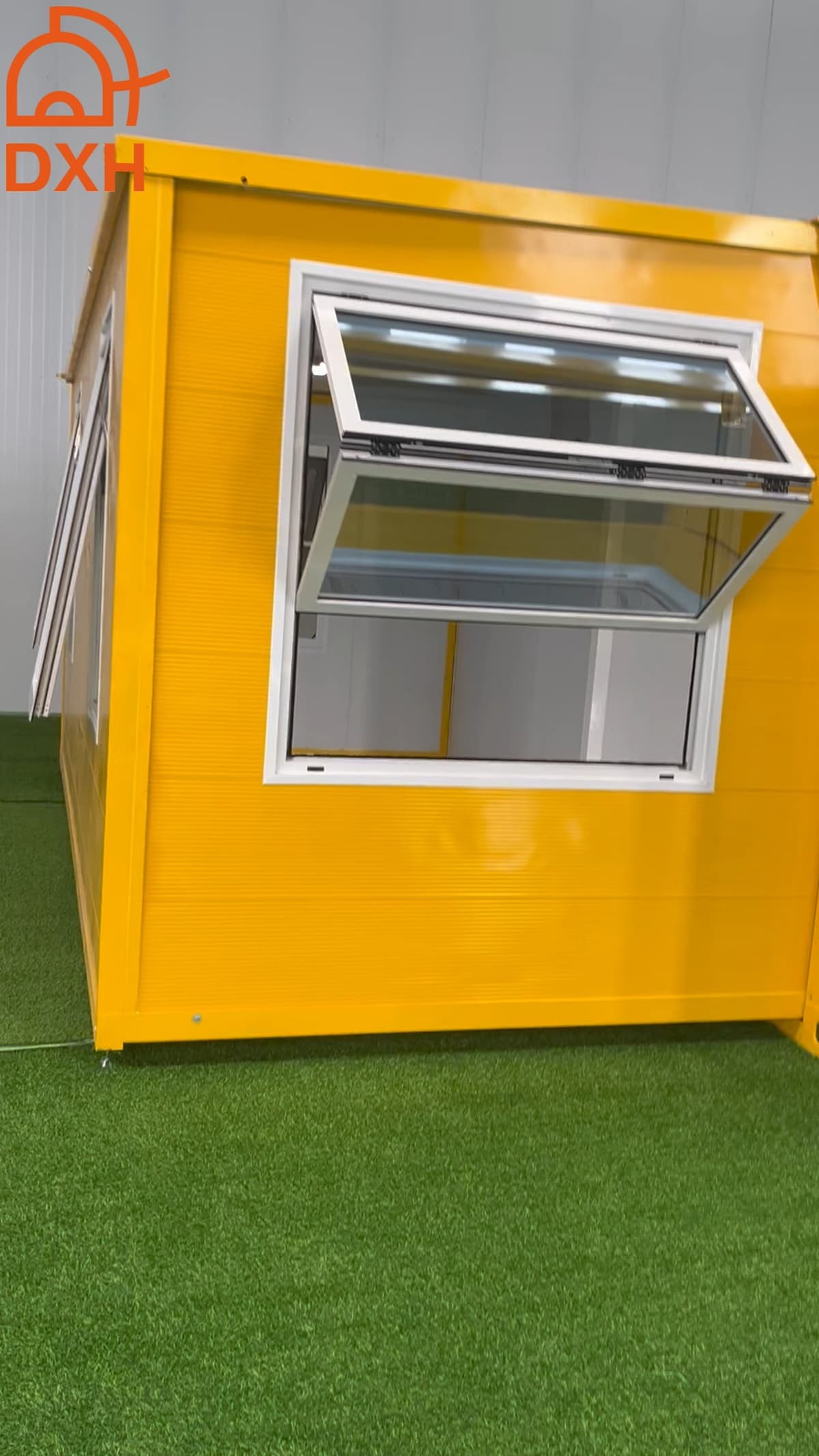 Cowinlife 20ft yellow metal carved panels expandable container house, modern design prefab home.