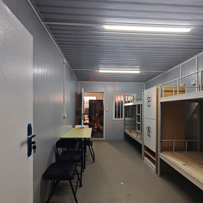 4-person-Modular-Container-Dormitory-Unit