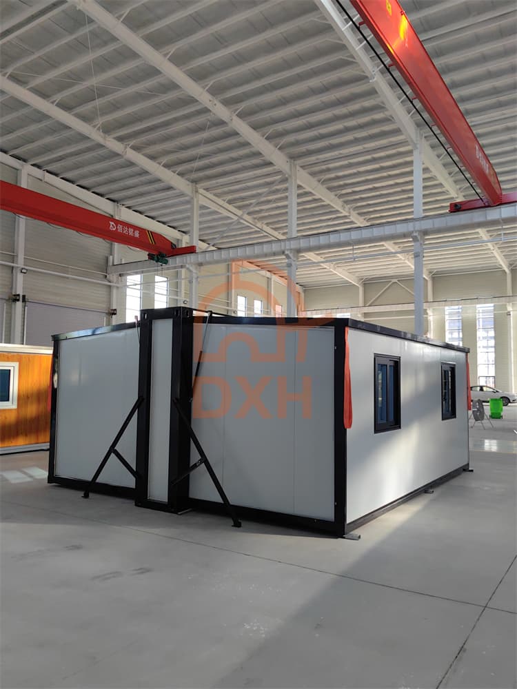 Expandable Container Houses: Modern Homes That Are Easy to Build 3