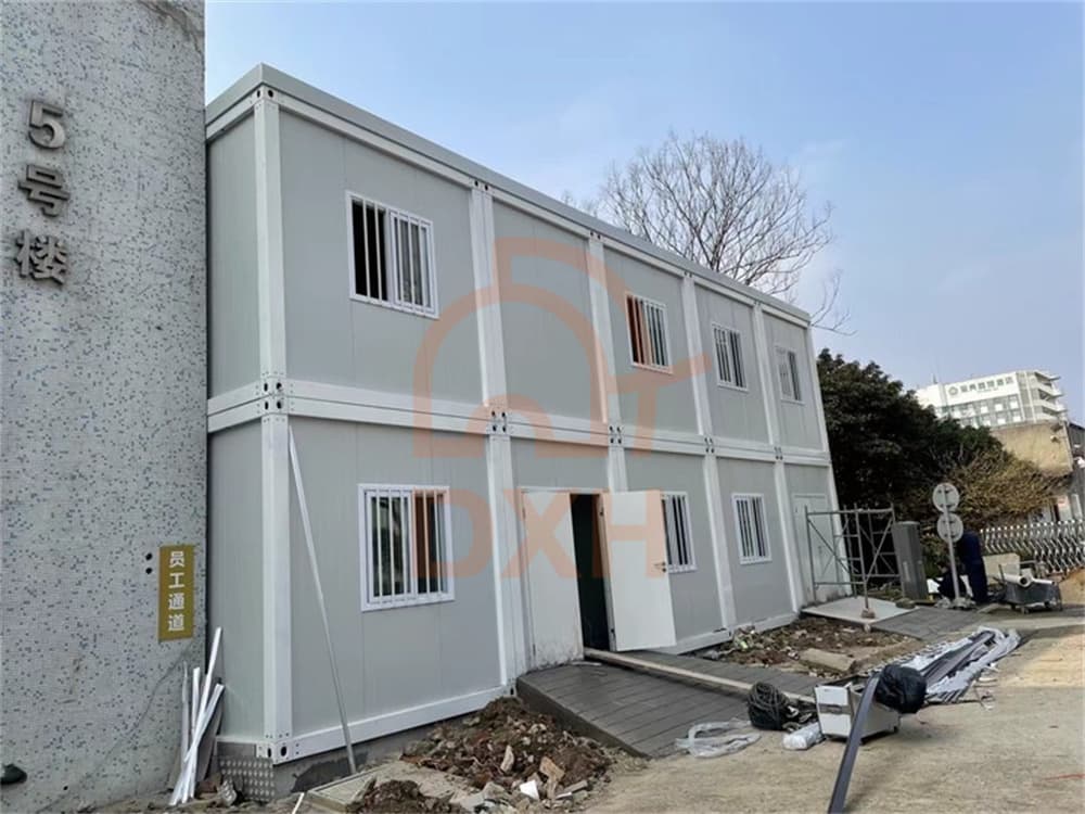 Foldable Container Homes: Compact, Portable, and Easy to Assemble! 4