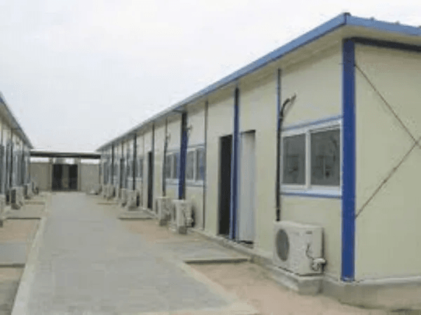 Effortless Temporary Housing Solution: Customizable, Modular Prefab Home for Construction Sites 3