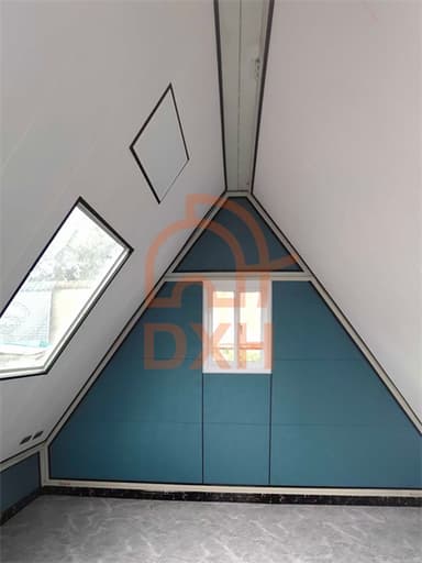 Space-Saving Triangular Folding Container House: Innovative, Portable & Easy-to-Set-Up Shelter Solution 8