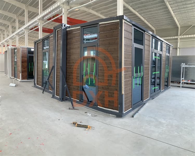 Expandable Container Houses: Modern Homes That Are Easy to Build 6