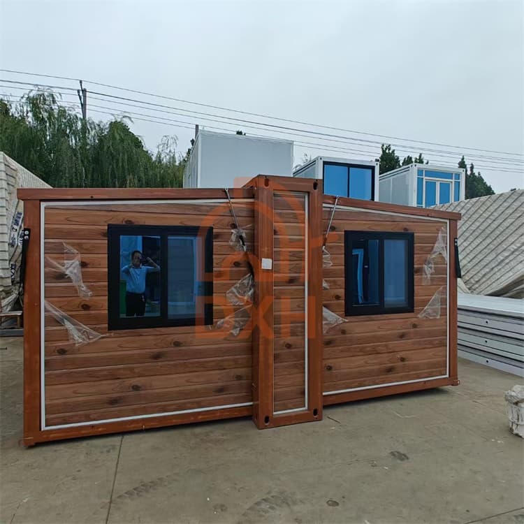 Expandable Container Houses: Modern Homes That Are Easy to Build 15