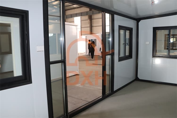 Expandable Container Houses: Modern Homes That Are Easy to Build 2