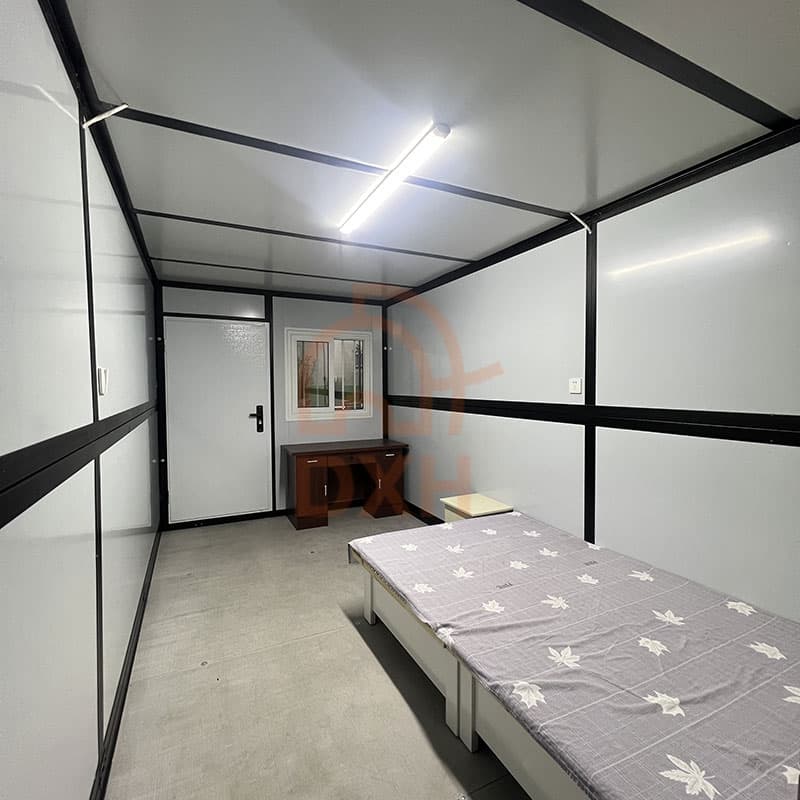 Portable-Folding-Dormitory-for-Remote-Workers