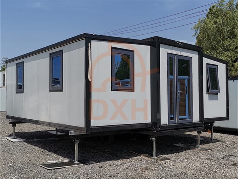 Top-Selling Container Houses in Europe: Expanded Containers for Modern Living! 13