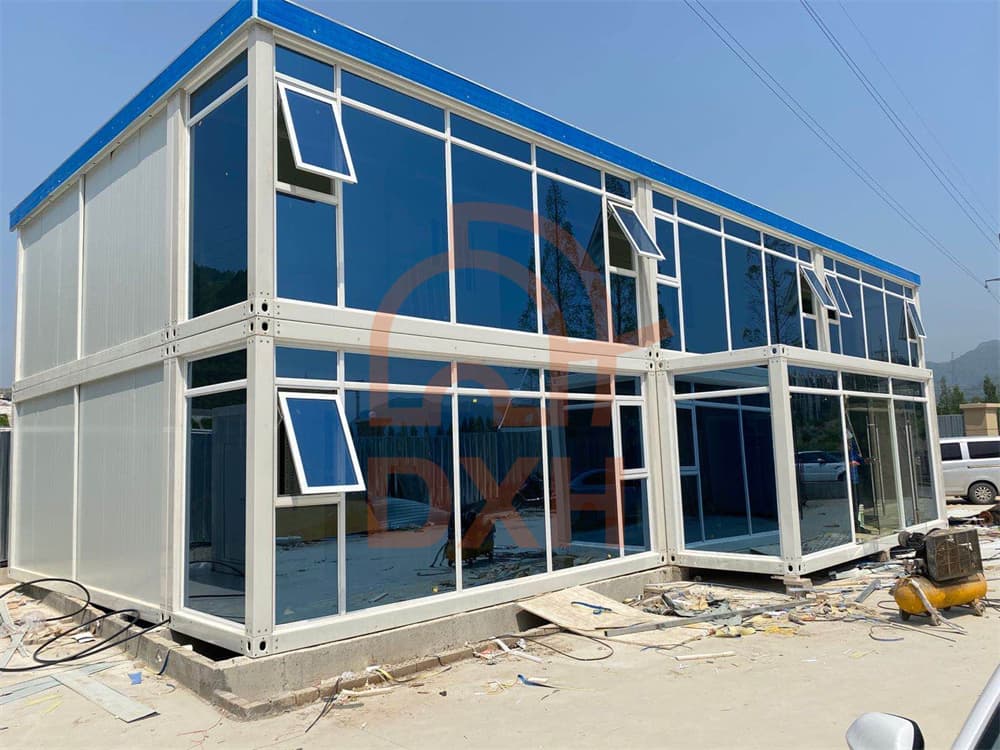 Container-Crafted Glass Curtain Wall: Tailored Elegance, Standardized Efficiency 3