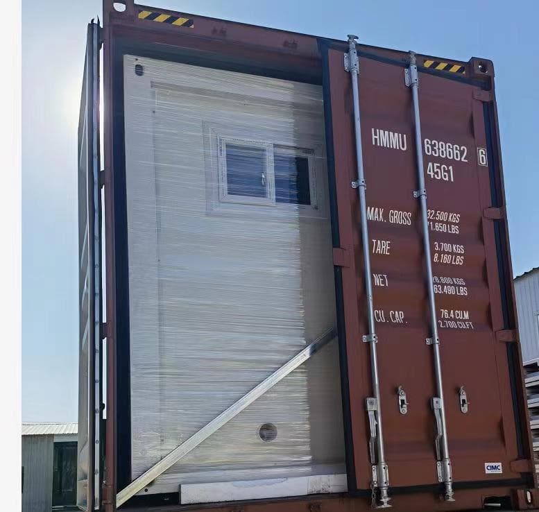 Why expandable container house more and more popular? I will tell you the advantages and Features of expandable house. 2
