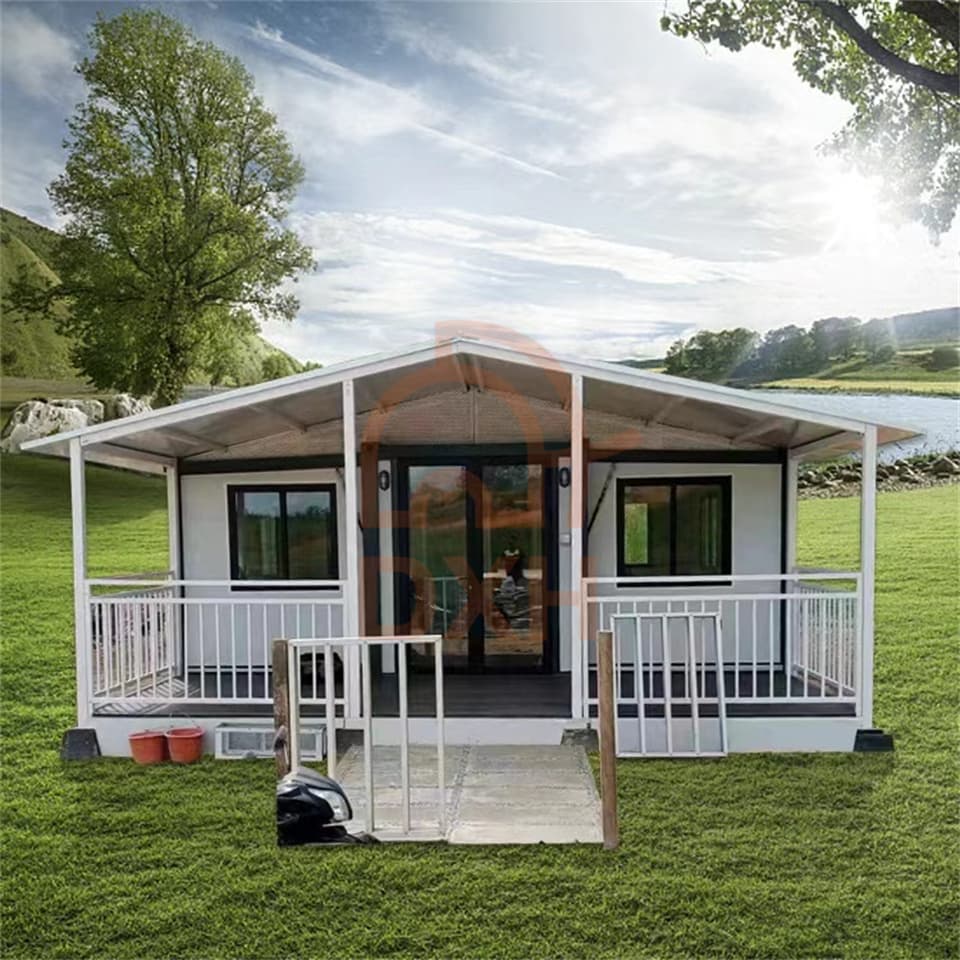 The foldable extension container house is the most popular container board house in 2023