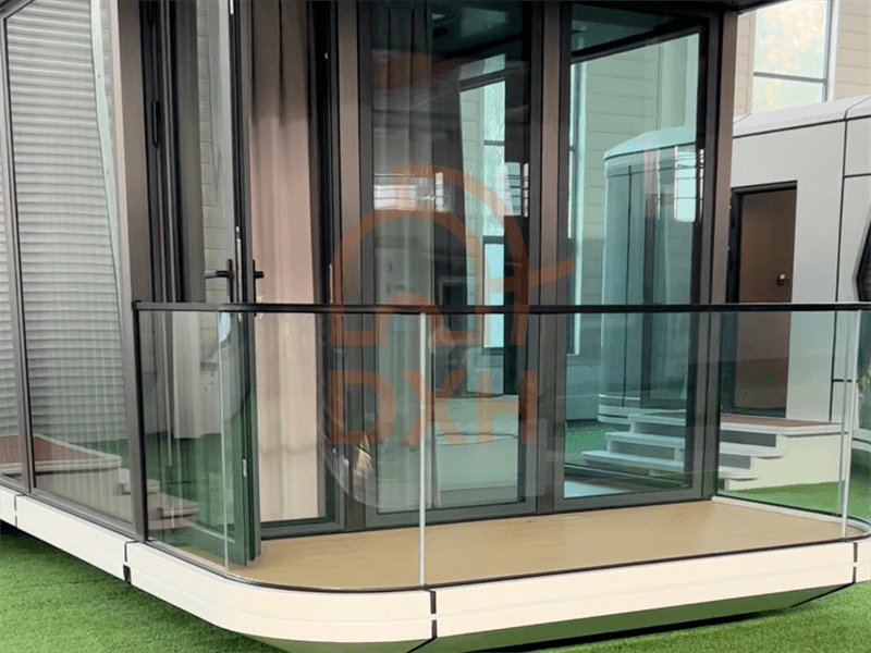 High-End Space Capsule & Apple Capsule Decoration: Your Luxury Container house 2