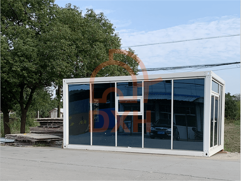 Container-Crafted Glass Curtain Wall: Tailored Elegance, Standardized Efficiency 8