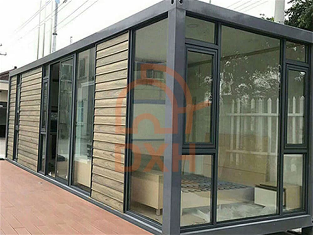 Container-Crafted Glass Curtain Wall: Tailored Elegance, Standardized Efficiency 9