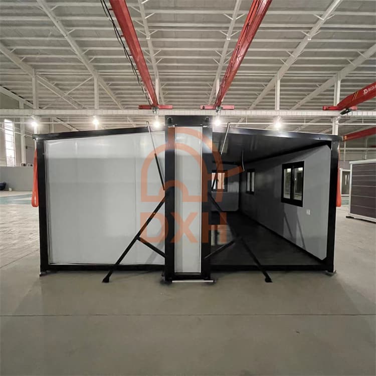 Expandable Container Houses: Modern Homes That Are Easy to Build 22