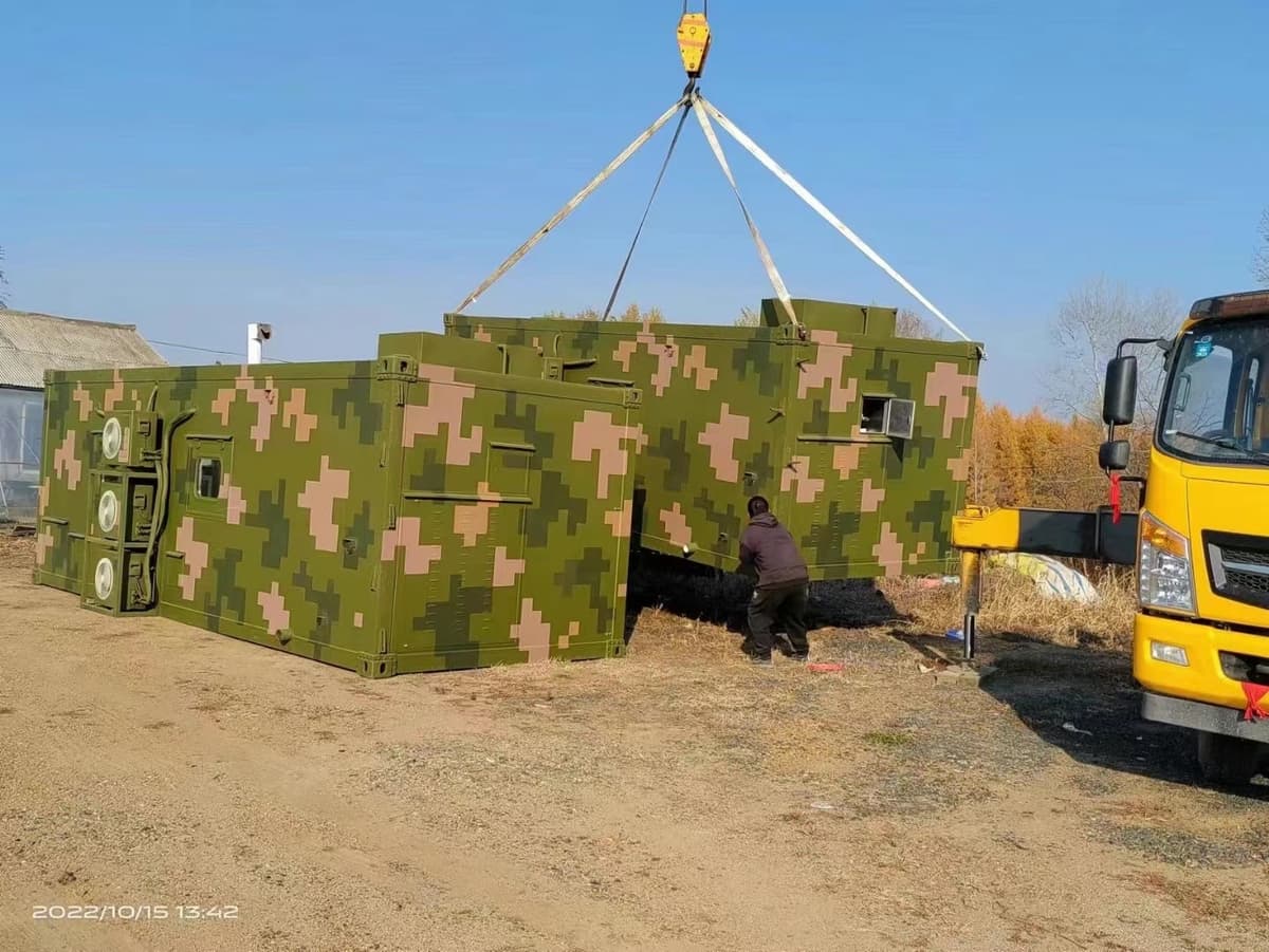 Special custom camouflage/Army green container houses for outdoor, military use 4