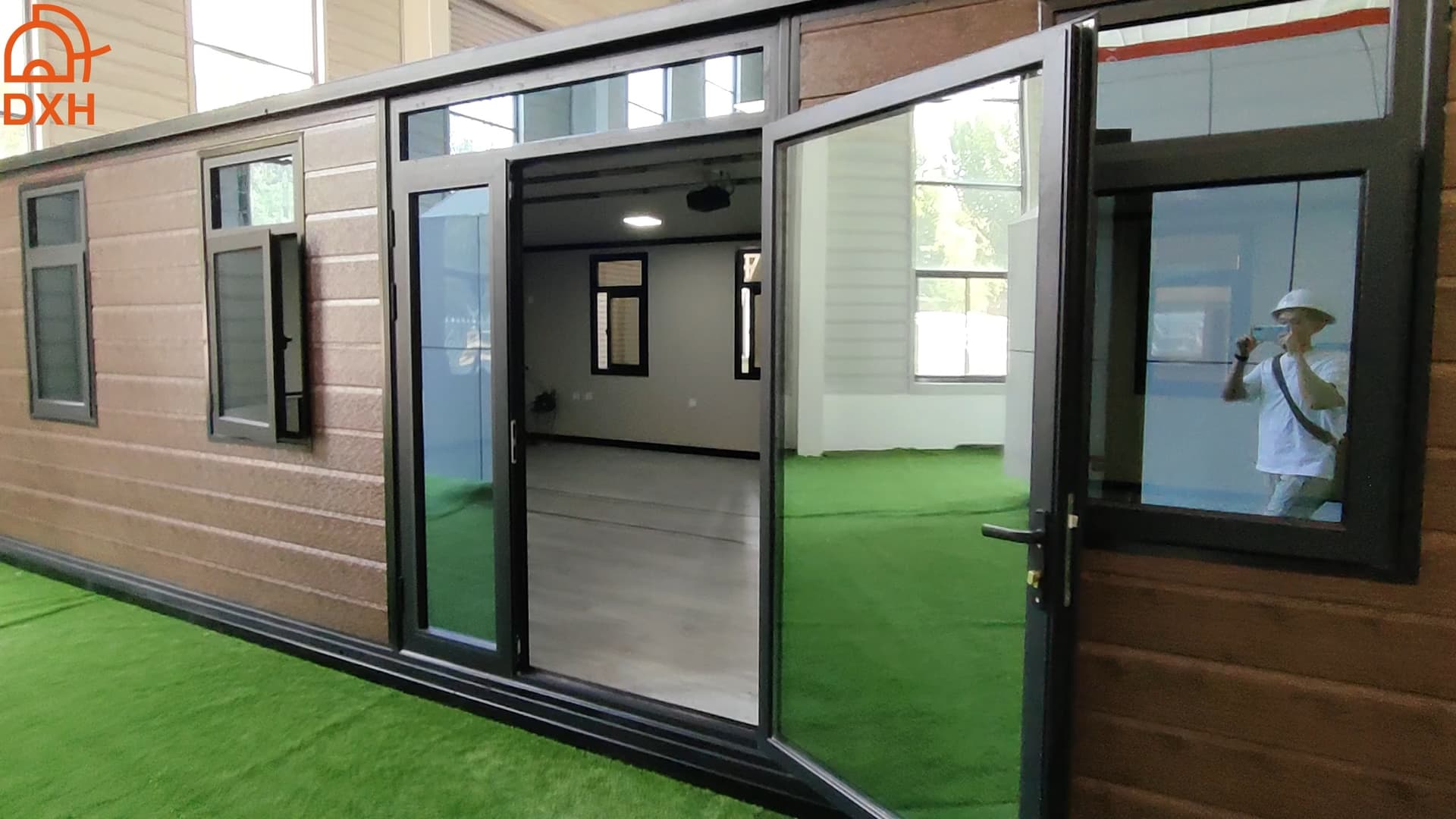Cowinlife small 40ft light luxury expandable container house, foldable modern classroom