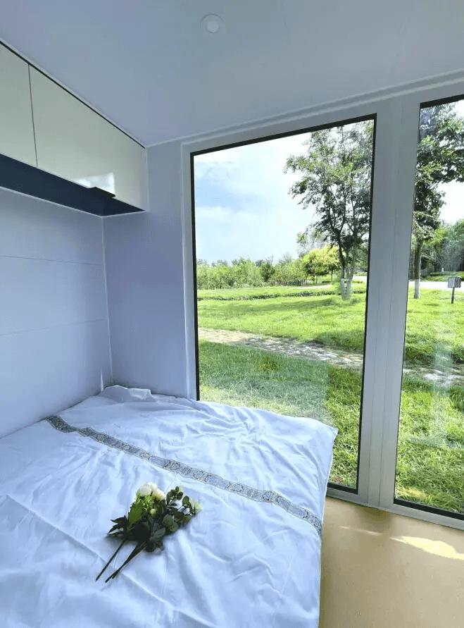 Suihe Tiny House 20ft 40ft Outdoor Modern Popular Prefab House Mobile Working House Office Pod Apple Cabin 7
