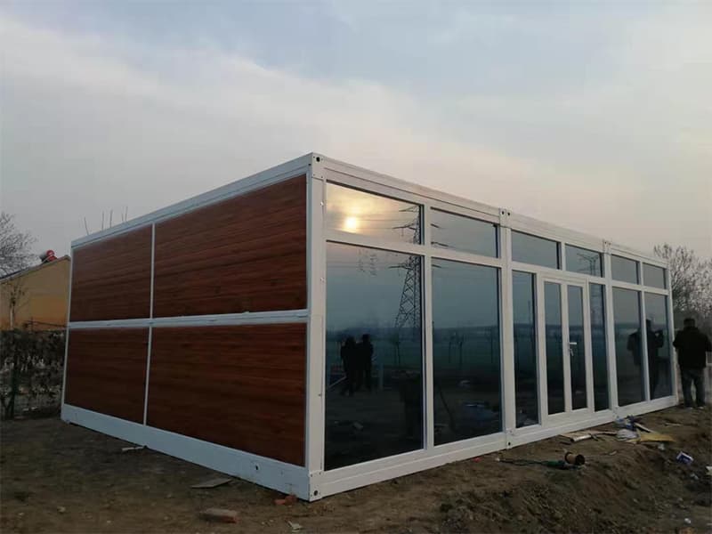Foldable Container Home with Floor-to-ceiling Windows