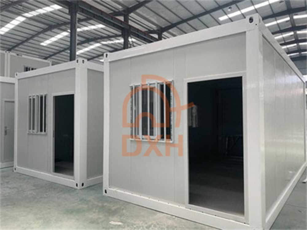 How to choose the right type of container house for large projects? 4