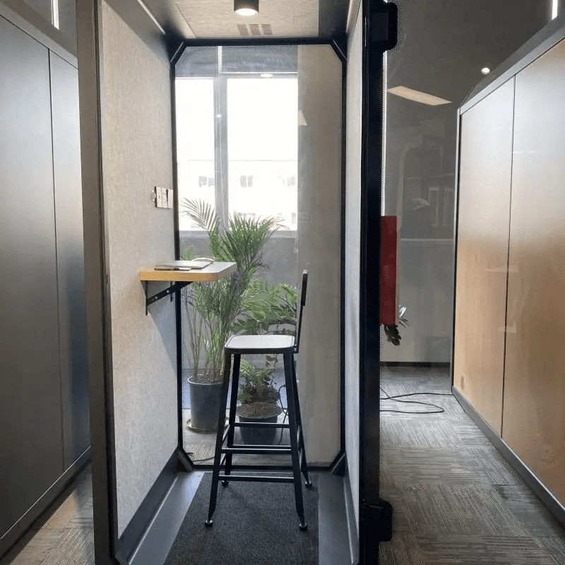 Can Be Customized Office Lounge Soundproof Isolation Cabin Waterproof Moisture Proof Power-on Multi Functional Space Capsule 3