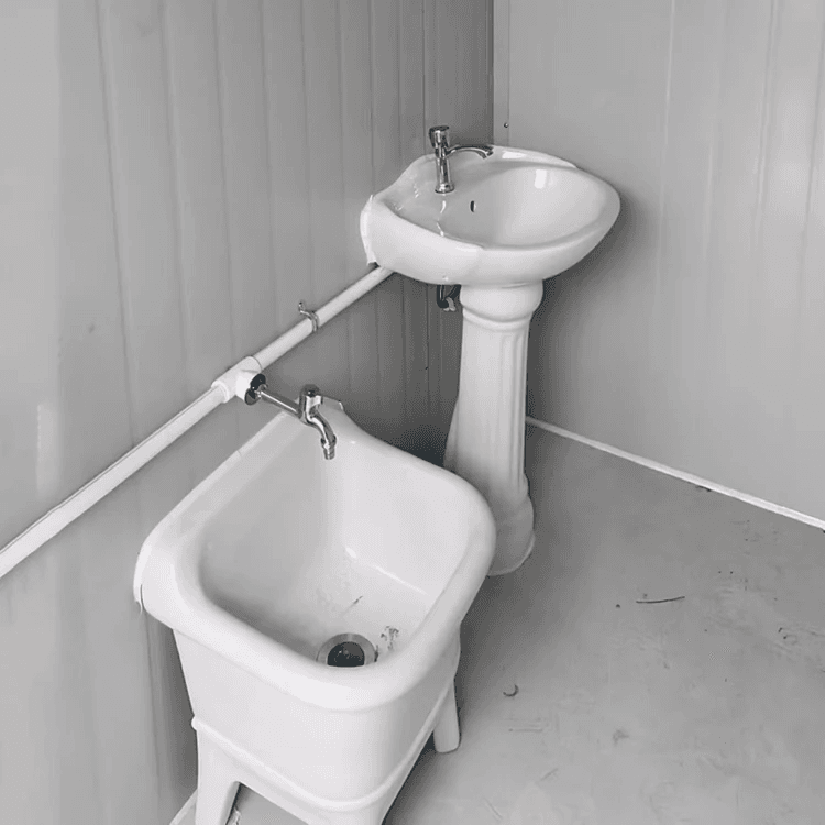 Portable Prefab Container Toilet: Modern, Customizable & Wholesale 6