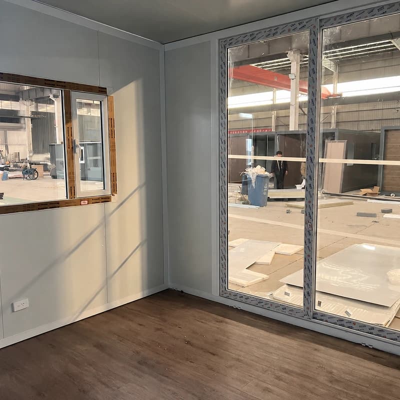 30ft Expandable Container Bedroom