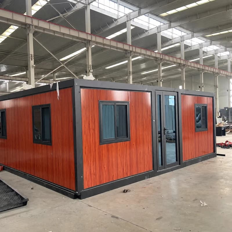 Flat Roof Expandable House