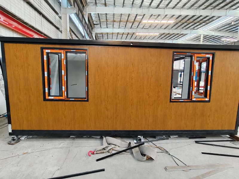 Cowinlife 20ft Teak color standard configuration expandable container house with 2 bedrooms 1 bathroom and 1 kitchen 3