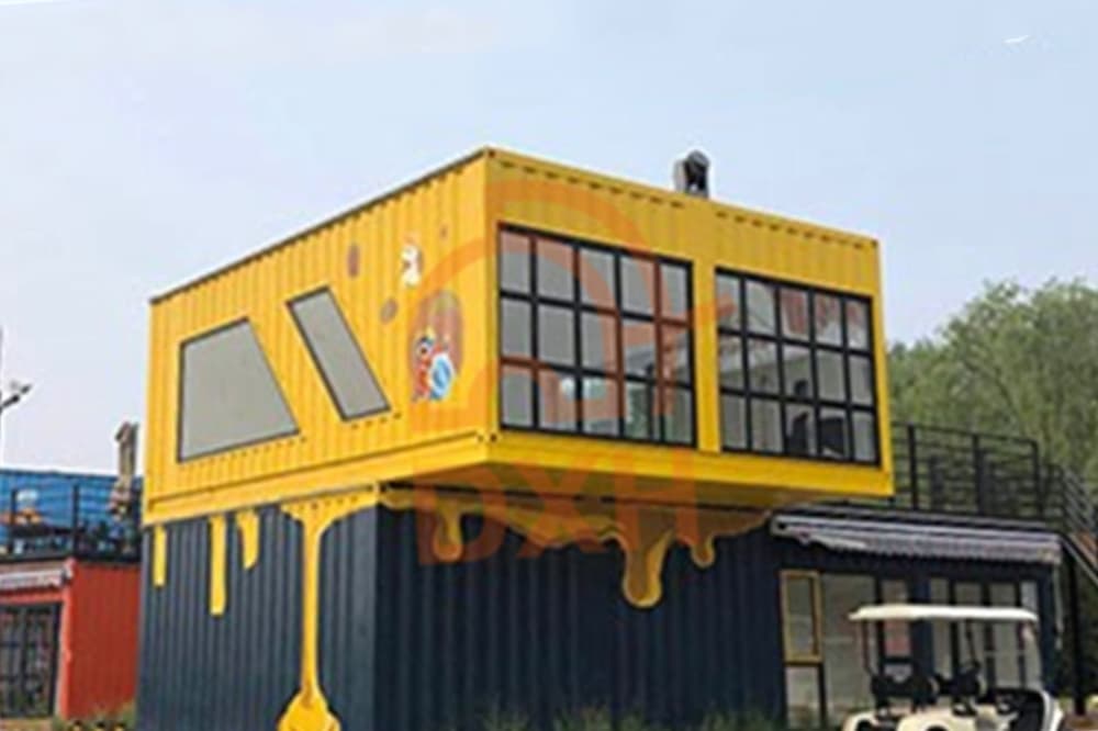 Vibrant & Sturdy Shipping Containers: Unbeatable Color & Durability 5