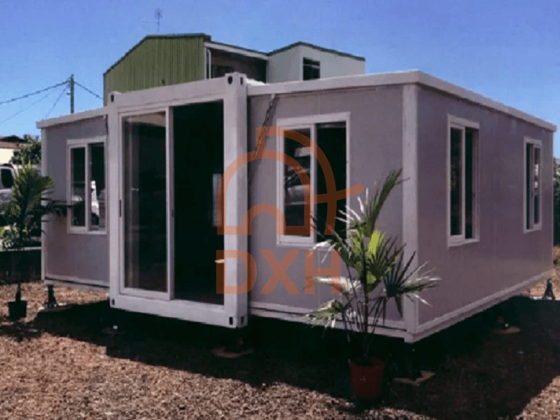 Diversity of expandable container houses 6