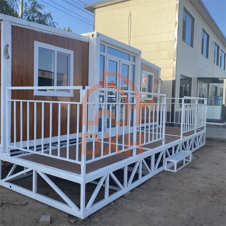Expandable Container Houses: Simple Elegance in Wood Grain Colors 2