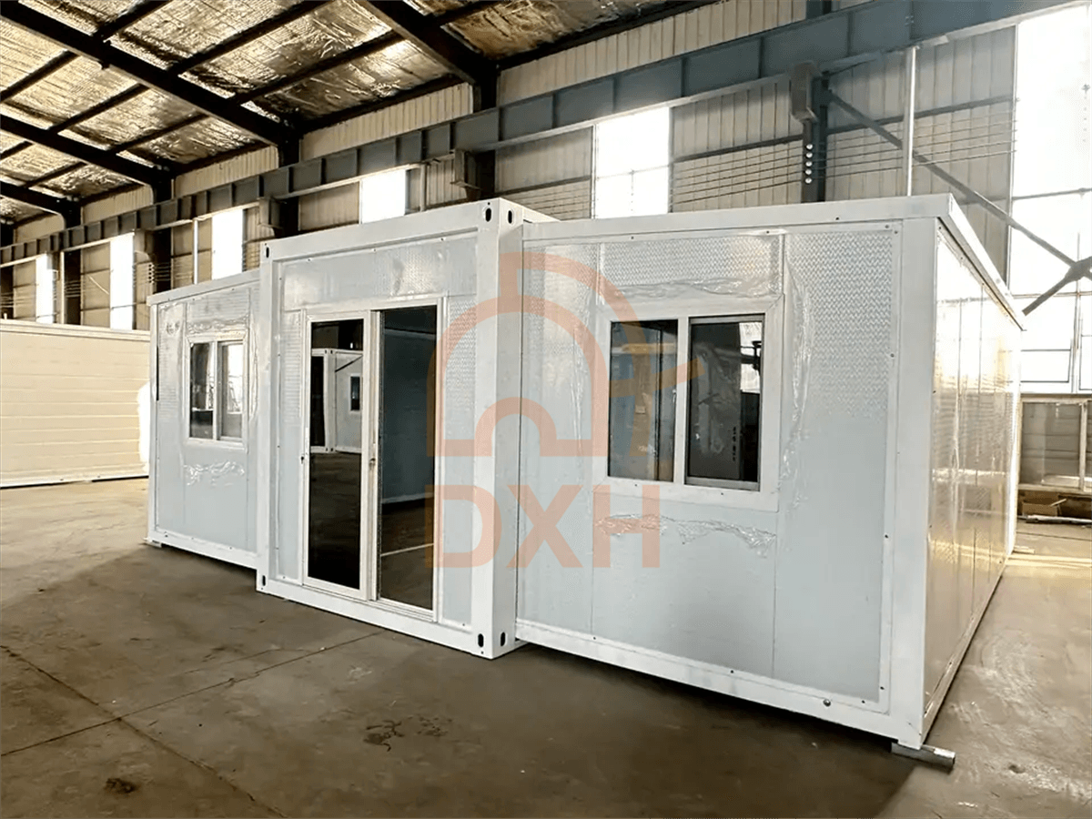 Customizable 20ft, 30ft, 40ft XL expandable container house 14