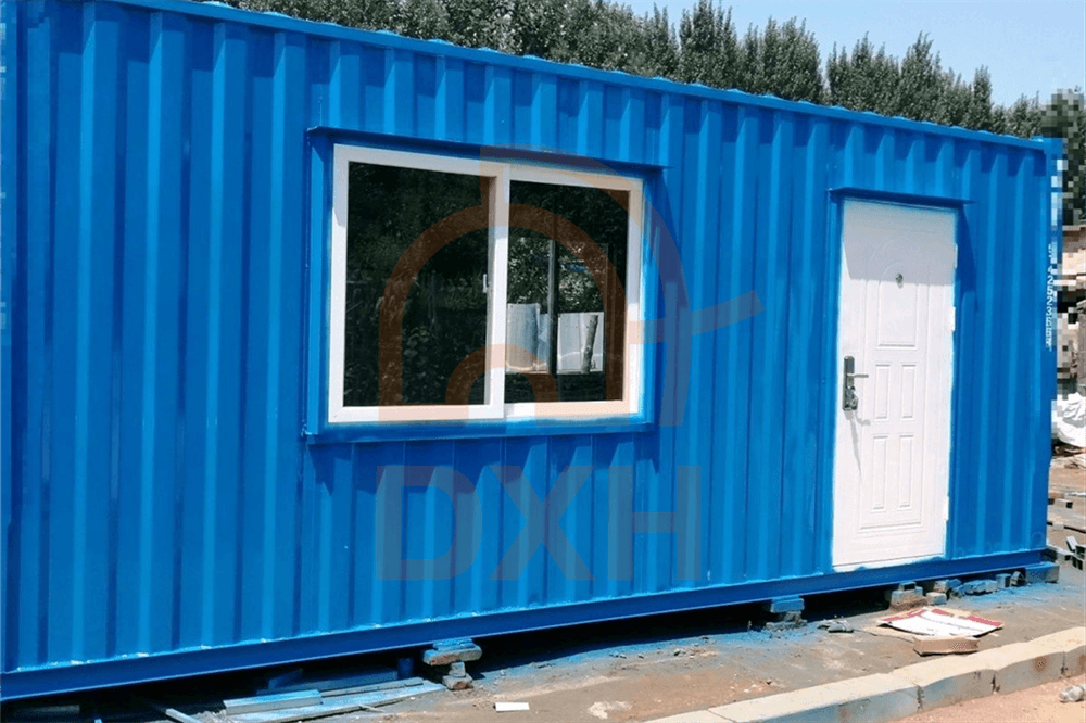 Vibrant & Sturdy Shipping Containers: Unbeatable Color & Durability 9
