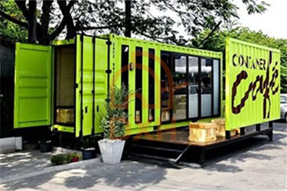 Vibrant & Sturdy Shipping Containers: Unbeatable Color & Durability 17