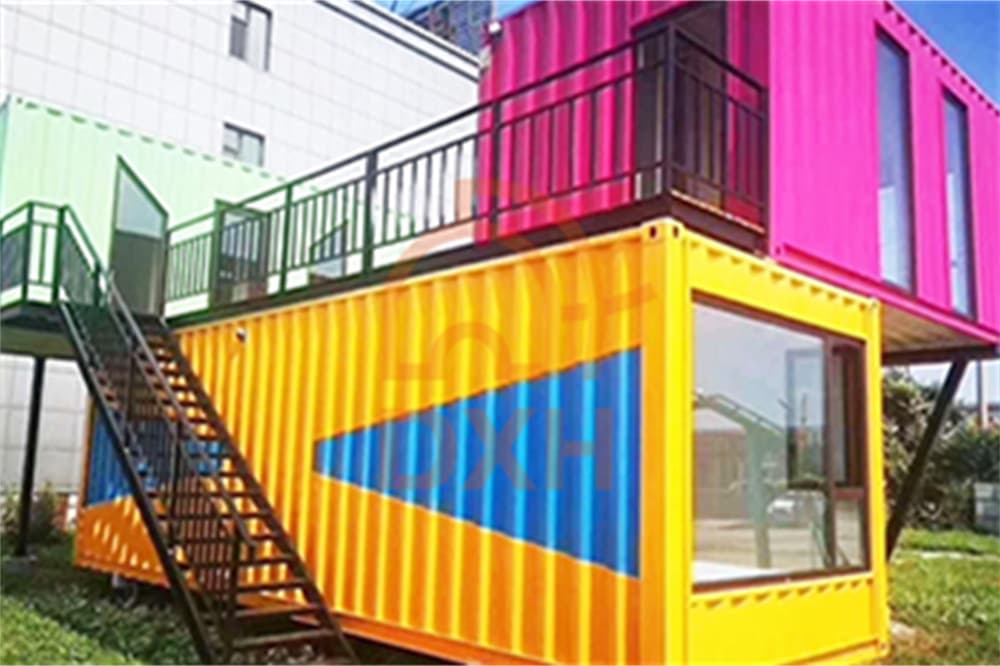 Vibrant & Sturdy Shipping Containers: Unbeatable Color & Durability 16