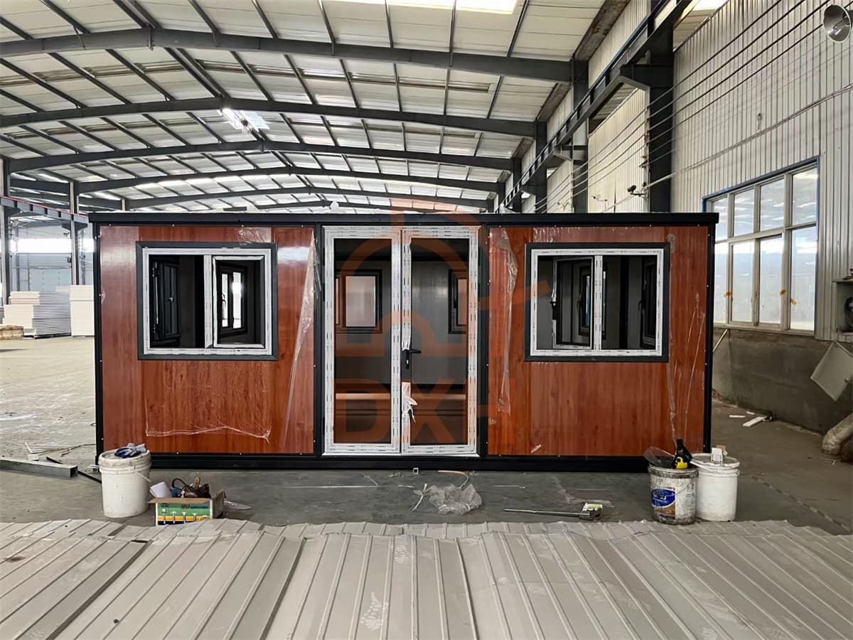 Customizable 20ft, 30ft, 40ft XL expandable container house 9