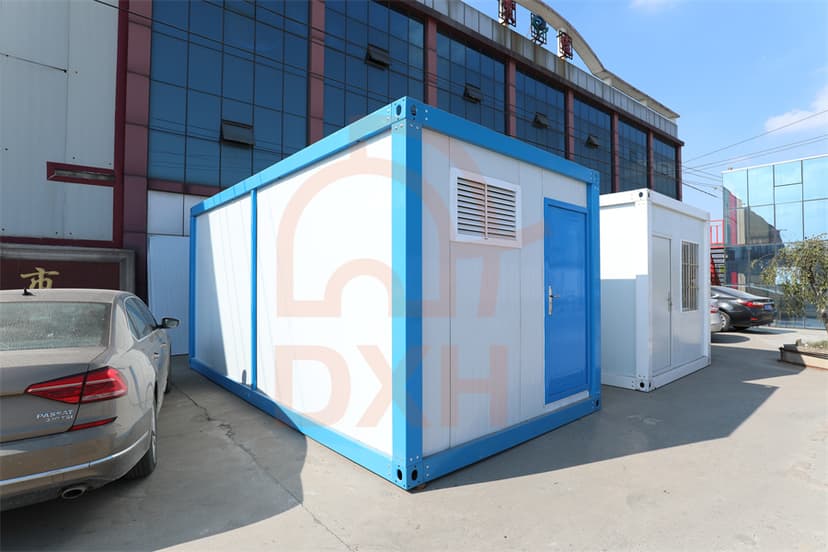 Container-Toilets: Public Restrooms Made Easy! 5