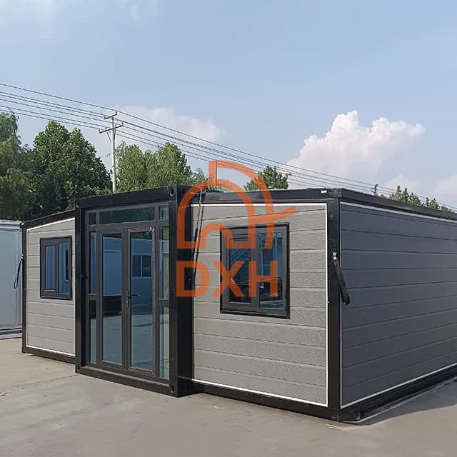 Expandable container house: multiple uses, opening up infinite possibilities of space 4